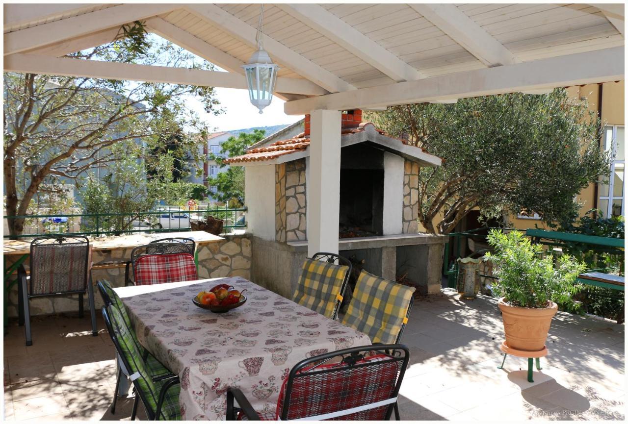 Apartments Lujo Primošten Екстериор снимка
