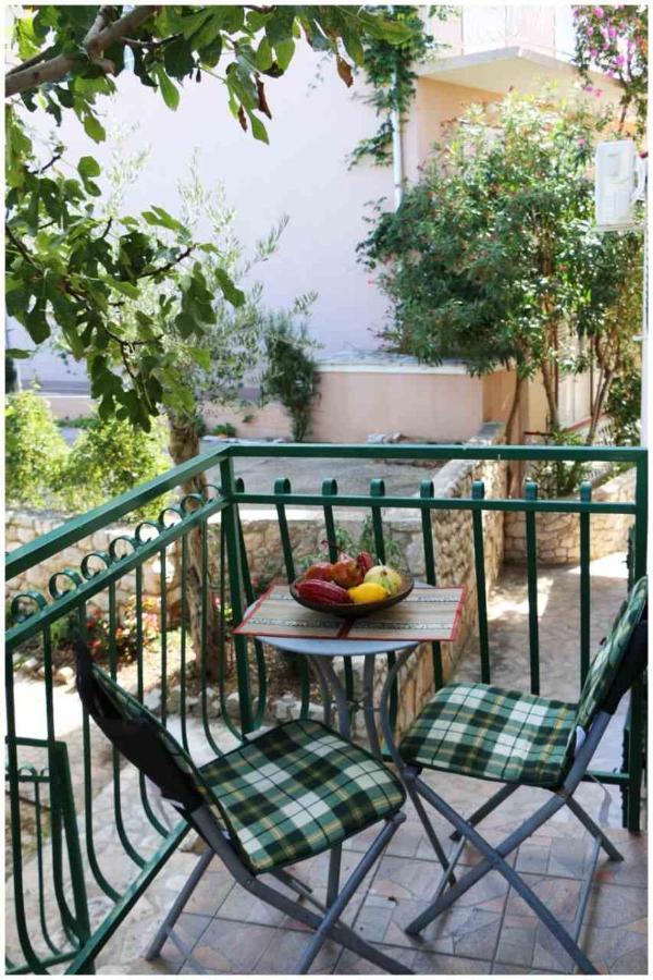 Apartments Lujo Primošten Екстериор снимка