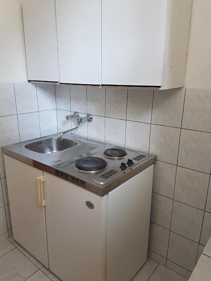 Apartments Lujo Primošten Екстериор снимка